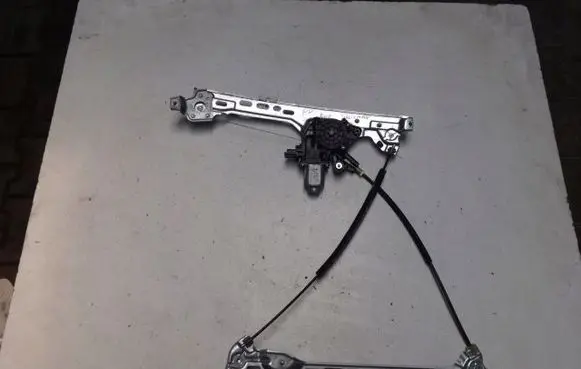 Renault Talisman Front door window regulator with motor