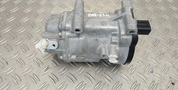 Toyota Yaris XP210 Air conditioning (A/C) compressor (pump) 0424000741