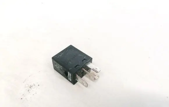 Mercedes-Benz ML W164 Other relay 0025421119 VFM-11F41-Z19