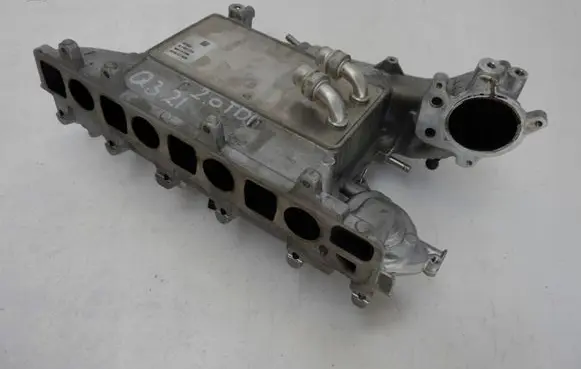 Audi Q3 F3 Intake manifold 05L129766Q