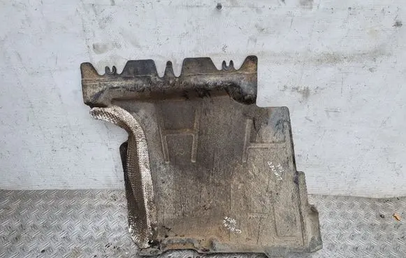 Jeep Grand Cherokee (WK) Engine splash shield/under tray 52124316AA