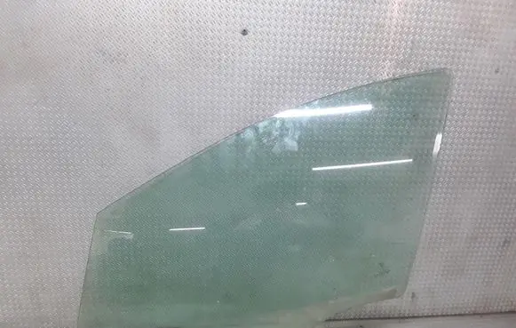 Peugeot 407 Front door window glass four-door