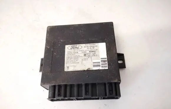 Ford Focus Comfort/convenience module 98ag15k600ea 5wk47220a