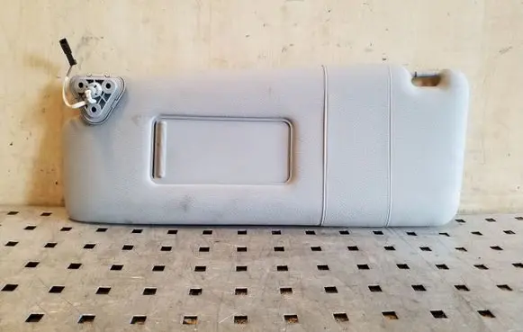BMW X3 E83 Sun visor 1442107
