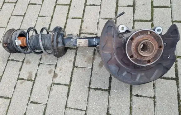 Volkswagen PASSAT B8 Front wheel hub spindle knuckle 5Q0407258A 3Q0413031BN