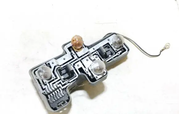 Fiat Bravo - Brava Tail light bulb cover holder