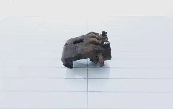 Opel Insignia A Front brake caliper