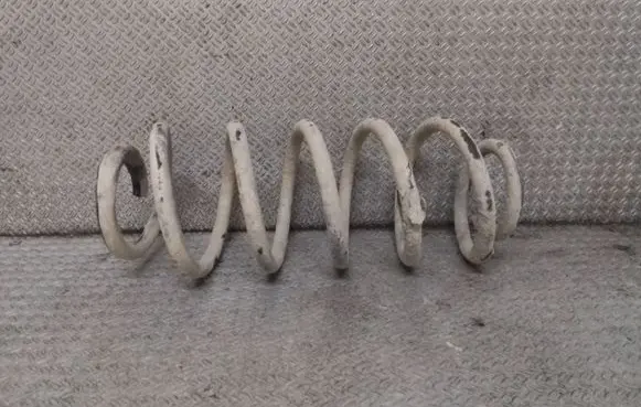 Toyota Auris 150 Rear coil spring