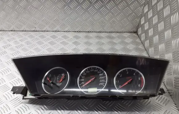 Nissan Primera Tachometer BV014