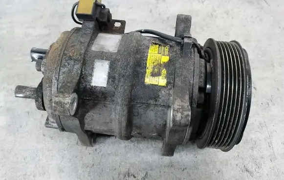 Volvo S70 V70 V70 XC Air conditioning (A/C) compressor (pump)