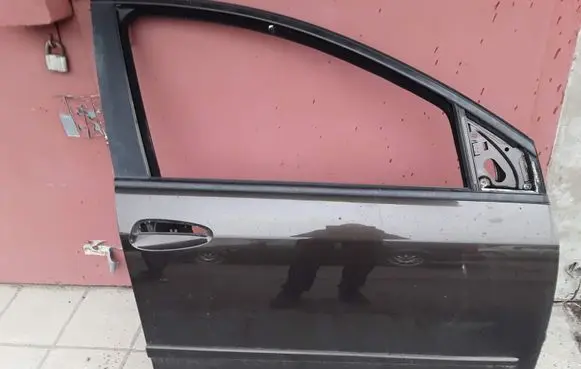 Fiat Croma Front door