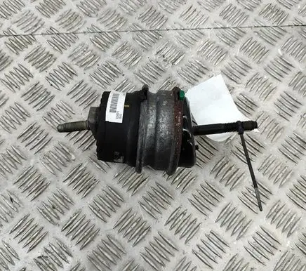 Chevrolet Camaro Engine mount bracket 92249010