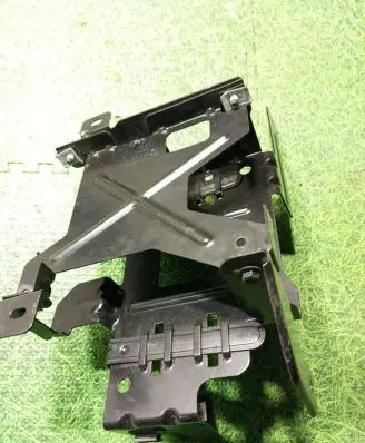 BMW M6 Holder (bracket) 6927000 6929185