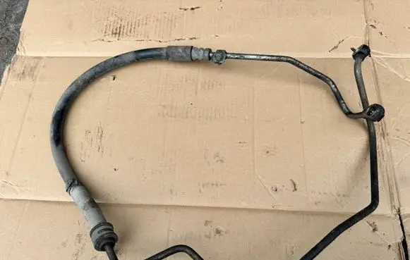 Mitsubishi Lancer VIII Power steering hose/pipe/line