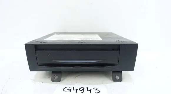 Volvo V50 Navigation unit CD/DVD player 307329061 30732906 3AF367B