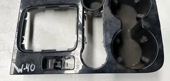 Volkswagen Touareg II Center console decorative trim 7P1863216 7P1863212A041 7P1863212J041