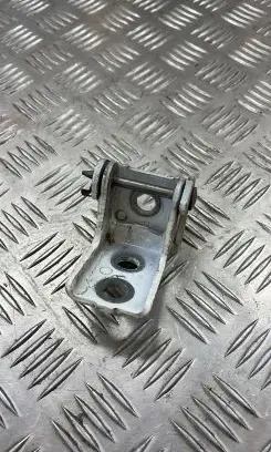 Citroen C4 Grand Picasso Rear door lower hinge