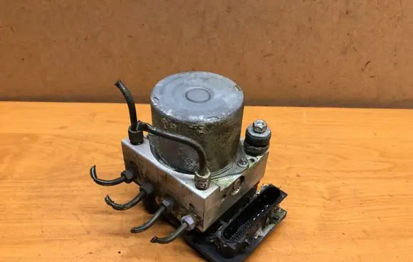 Subaru Impreza II ABS Pump 0265800506 58908B0180 476L4260705085