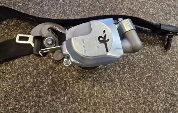 Hyundai i40 Front seatbelt