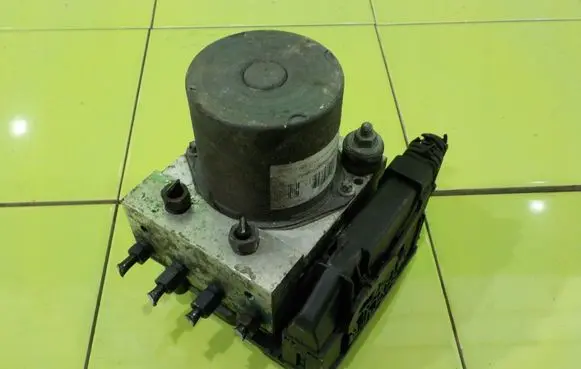 Citroen Berlingo ABS Pump 57110SWYG012M1