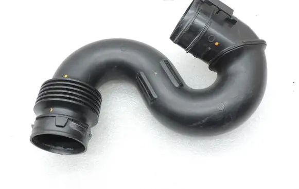 Opel Vivaro Air intake duct part 93451665 165555514R