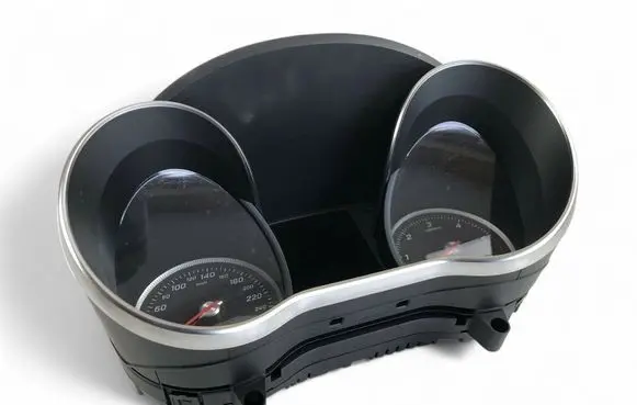 Speedometer (instrument cluster)