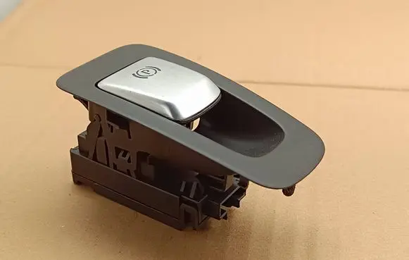 Mercedes-Benz C W205 Hand parking brake switch A2059056603 647302 HW130900