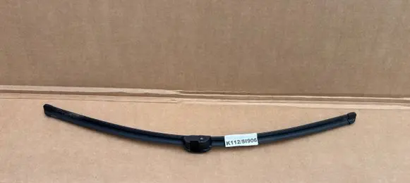 Volkswagen Touareg I Windshield/front glass wiper blade 7L0998002