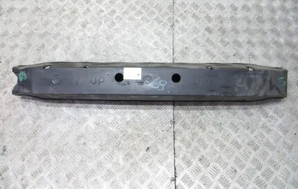 Volvo XC60 Front bumper foam support bar 