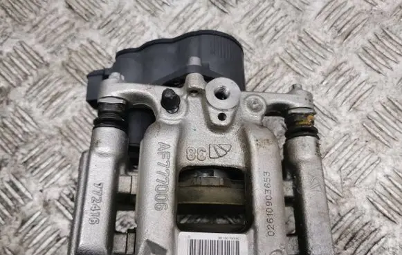 Citroen C4 III e-C4 Rear brake caliper 9819059380