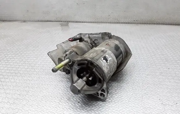 Hyundai Santa Fe Starter motor M62957