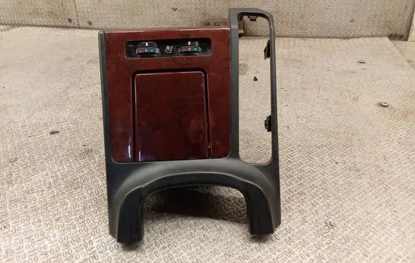 Lexus IS 220D-250-350 Cup holder 5562053030