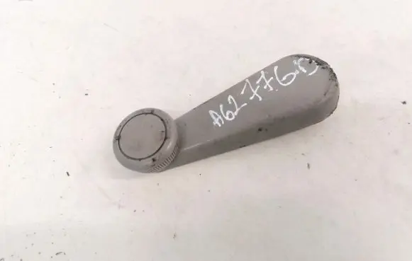 Land Rover Freelander Front door window winding handle 