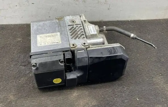 Audi Q7 4L Auxiliary pre-heater (Webasto) 4L0815071C 4L0910105 4L0815071D