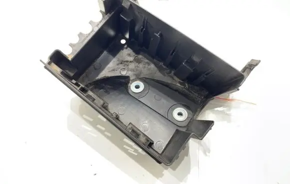 Volkswagen Jetta VI Other exterior part 5C0907361