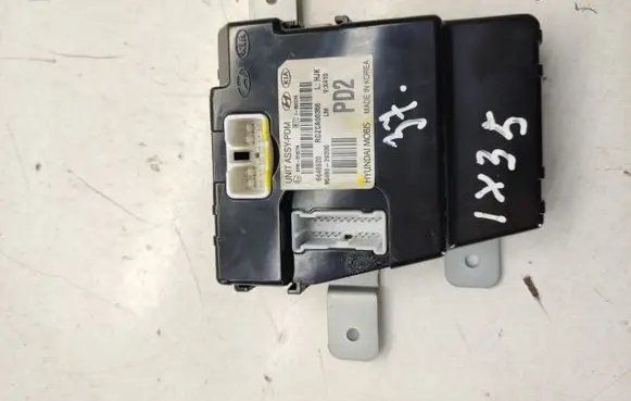 Hyundai ix35 Voltage converter/converter module 954602S200 6448920