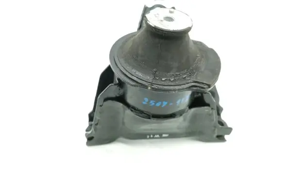 Honda CR-V Engine mount bracket 170425T2W