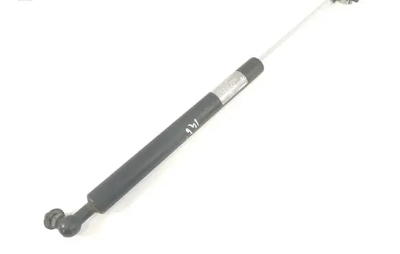 Honda Integra Tailgate strut Unknown
