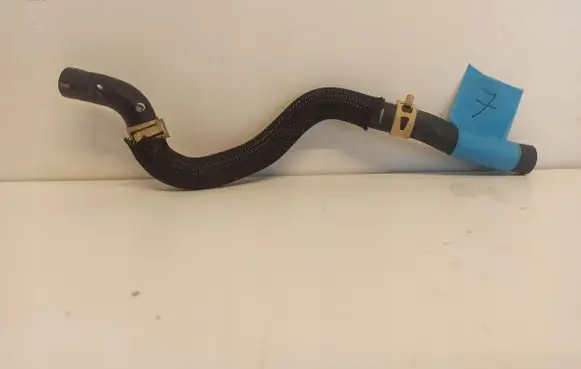 Suzuki Swift II Engine coolant pipe/hose