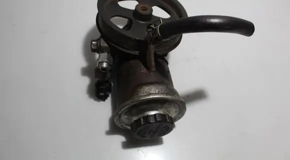 Toyota Corolla E120 E130 Power steering pump
