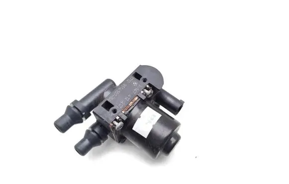 BMW 1 F20 F21 Coolant heater control valve 8514557 1147412212 1712851455704