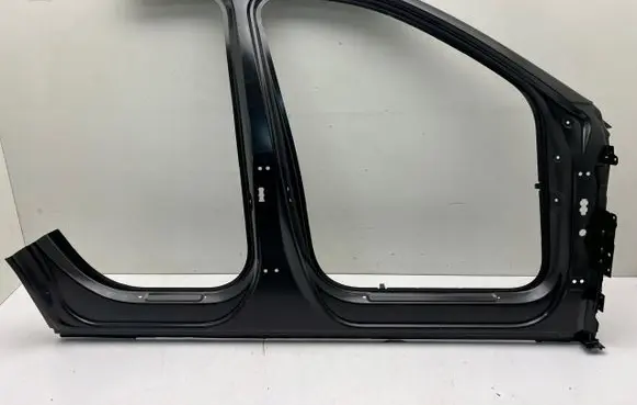 Audi e-tron Side car body part 4KE809840