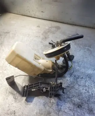 Nissan Micra C+C In-tank fuel pump 240127004001 172784F100