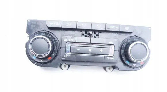 Skoda Superb B6 (3T) Climate control unit