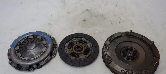 Suzuki Swift III Clutch set kit