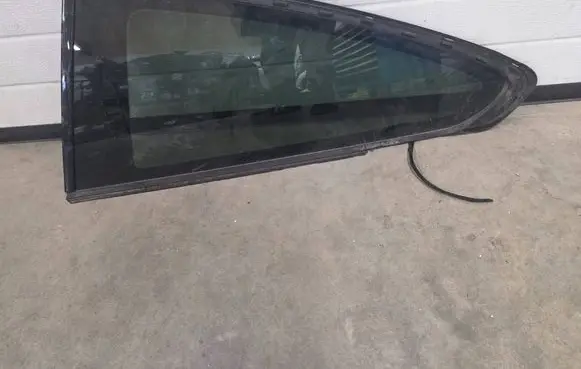 BMW 4 F32 F33 Rear side window
