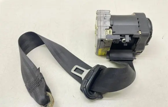 Audi A3 S3 8L Rear seatbelt 8L3857805