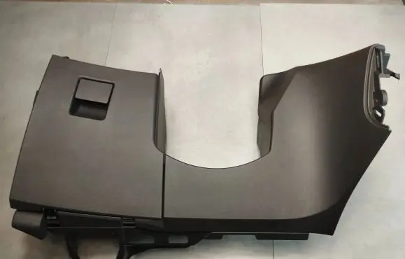 Dashboard lower bottom trim panel