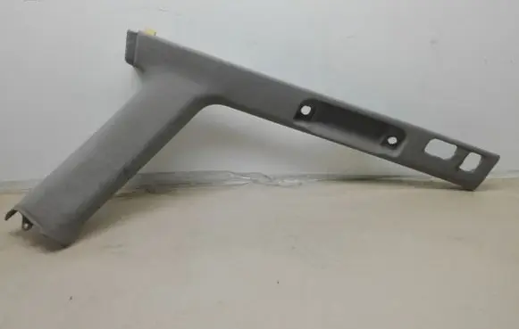 (C) pillar trim