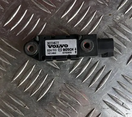 Volvo XC90 Airbag deployment crash/impact sensor 30724677